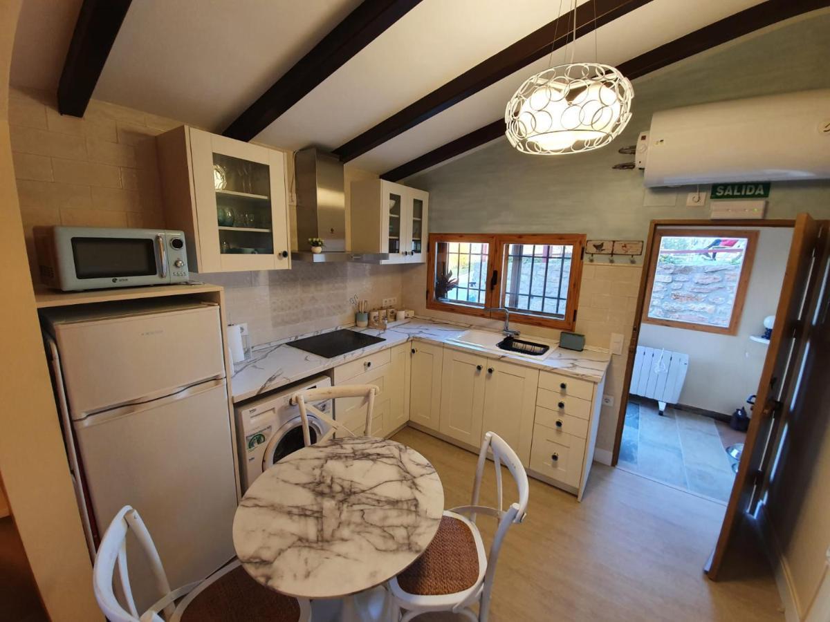Casa Rural Manitoba Luxe Buenache de la Sierra ภายนอก รูปภาพ